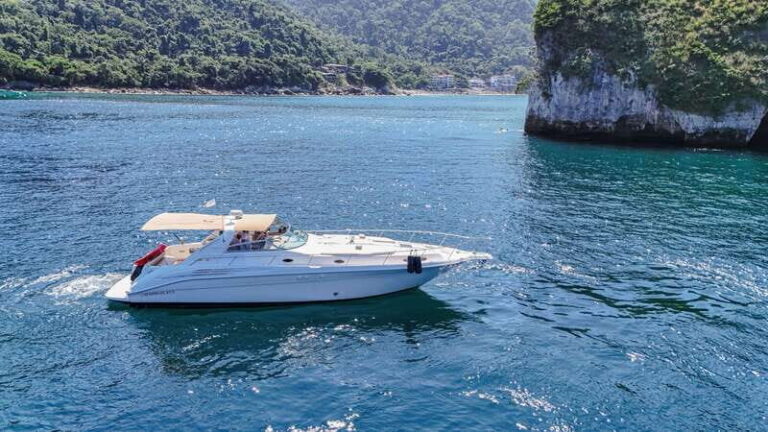 Puerto Vallarta Private Yacht Adventure 5 Hours + 1 Hour Free. - The Boat and Amenities: Comfort Meets Convenience