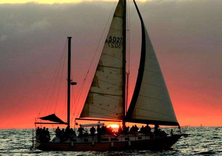 Puerto Vallarta: Sunset Sail - Discovering the Banderas Bay Sunset Experience