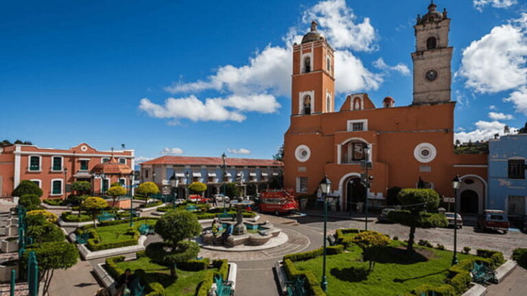 Real del Monte Hidalgo Mexico: Prismas Basálticos - Folklore at Museo de los Duendes