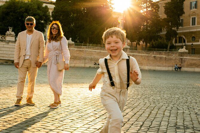 Rome: 1-Hour Private Photo Shoot for Family, Couples or Solo - The Photographer: Making You Feel Comfortable