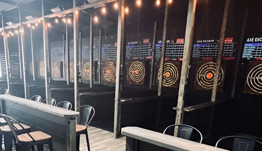 San Antonio: Axe Throwing - The Atmosphere and Amenities: More Than Just Throwing