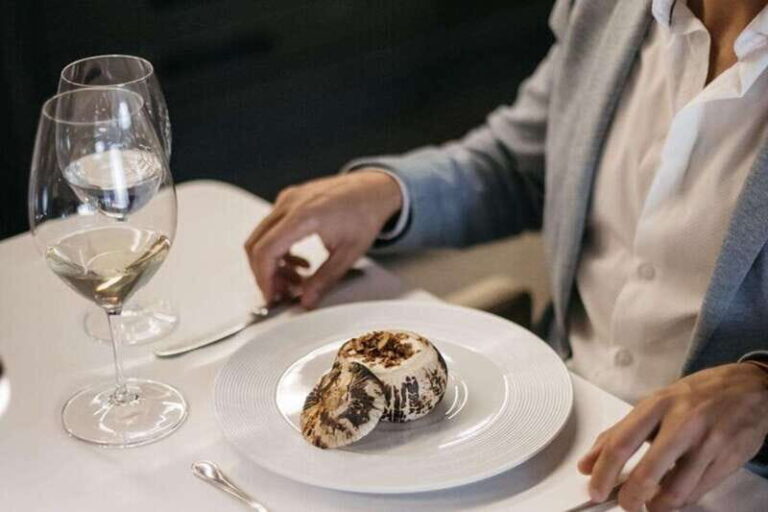 San Miguel de Allende: 7-Course Luxury Menu & Wine Pairing - The Guided Tour: Discovering Tres Raíces
