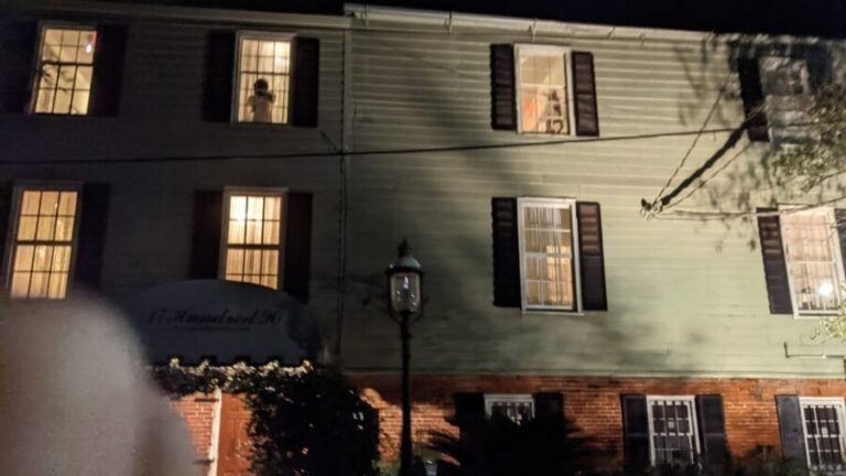 Savannah: Haunts and Horror - The Hell Cat Ghost Tour - What To Expect on the Tour