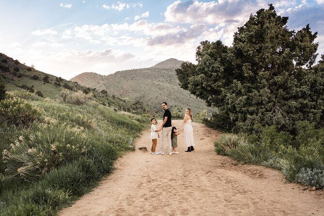Scenic Photoshoot in Denver's Foothills - What Makes This Photoshoot Stand Out?