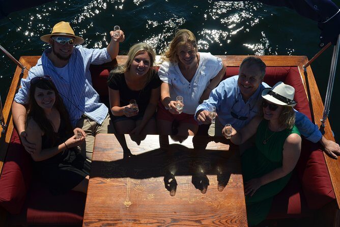Seattle's Favorite Sightseeing Floating Homes Cruise - BYOB! - The Floating Homes and Waterfront Communities