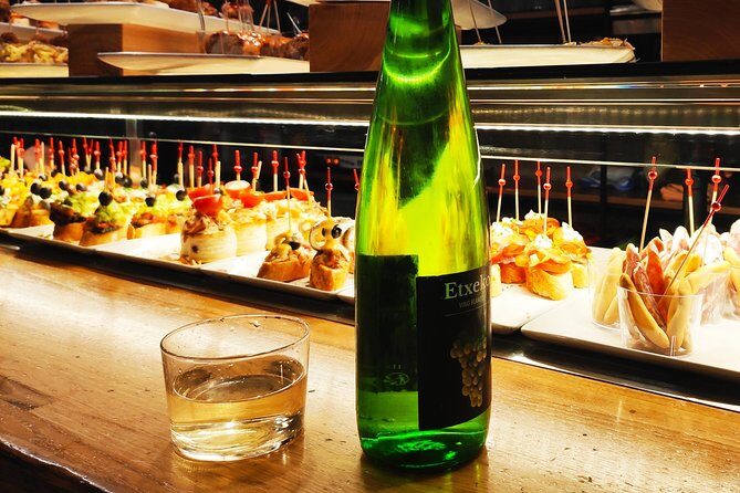 Spanish Wine and Tapas tour in a local Neighborhood in Barcelona - Unique Aspects Highlighted by Reviewers