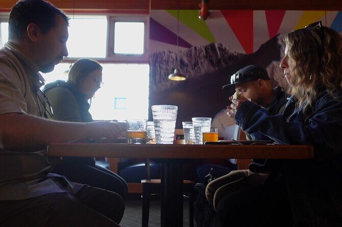 Spenard Neighborhood FOOD & TRUE CRIME Walking Tour - Why This Tour Works Well for Travelers