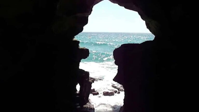 Tangier & Chefchaouen: 2-Day Tour From Casablanca By Train - What’s Included and What’s Not