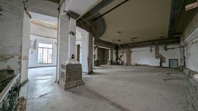 Tbilisi: Abandoned Cinema Tour - What You’ll See and Experience