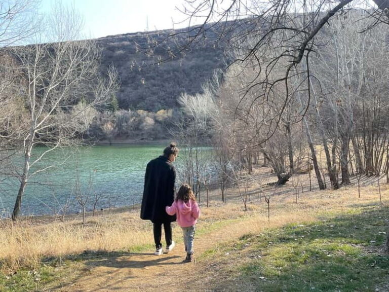Tbilisi: Elegance of Traditional Architecture & Turtle Lake - Transportation and Duration