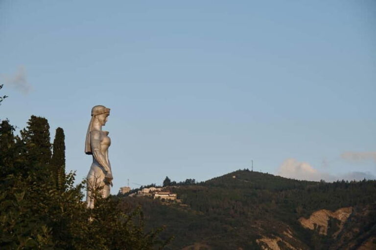 Tbilisi: Guided Tour to the Top 10 Sightseeing Attractions - Transportation, Timing, and Group Dynamics