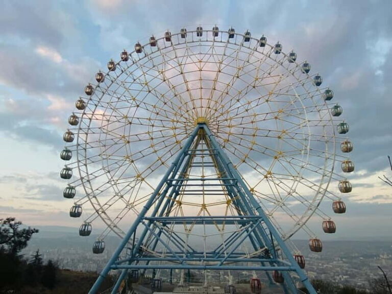 Tbilisi: Mtatsminda Park with Funicular and Cable Car Ride - An In-Depth Look at the Tour Experience