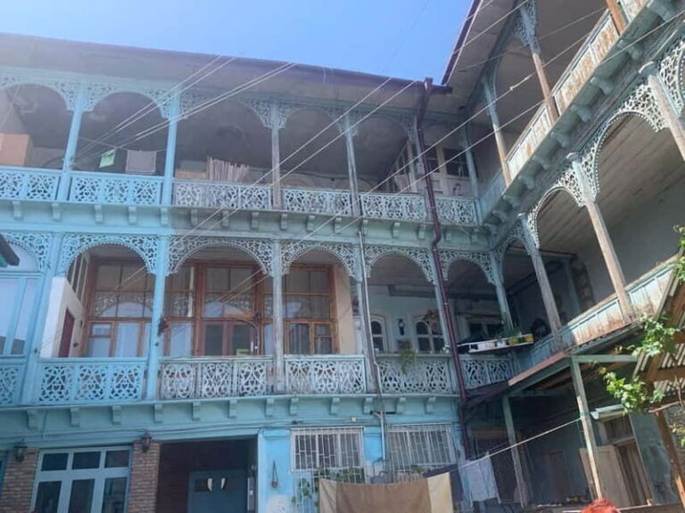 Tbilisi walking tour - The Cultural and Architectural Highlights