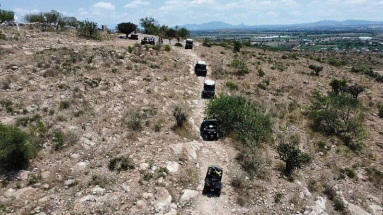 Tequisquiapan: UTV Adventure to Grulla Lake with Guide - Exploring the Abandoned Mine: Treasures in the Rough