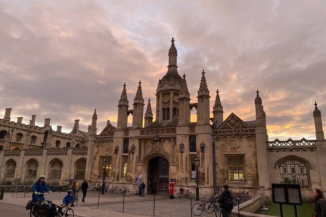 The Original Uncomfortable Cambridge Tour - What the Tour Includes and What It Doesn’t