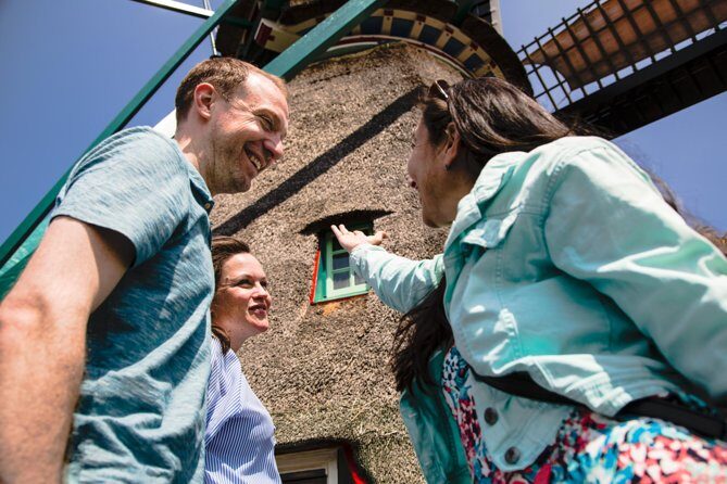 The Ultimate Zaanse-Schans Private Day Trip - The Starting Point and First Stop: The Clog Workshop