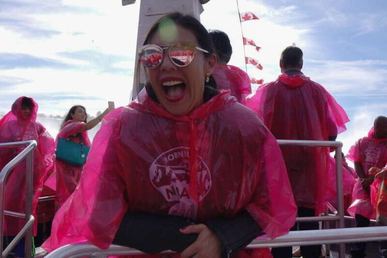 Toronto: Splendours of Niagara Falls Small Group Tour w/Boat - In-Depth Look at the Itinerary