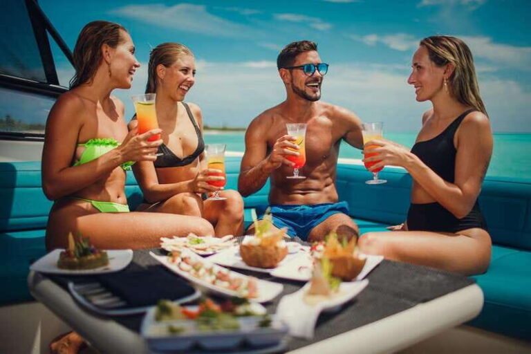 Tulum Bliss: Exclusive Luxe Yacht Experience - Who Should Consider This Tour?