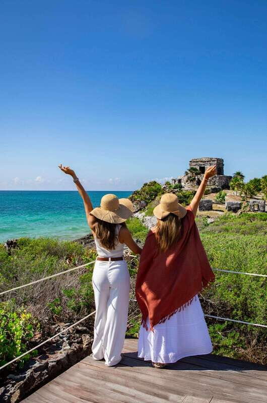 Tulum, Swim with turtles in Akumal, Cenote + Lunch & Beach Club - Exploring a Subway Cenote
