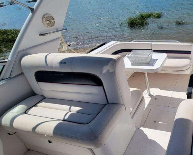 Valle de Bravo: 33 feet VIP Yacht Rental Experience - What to Expect on Your VIP Yacht Experience