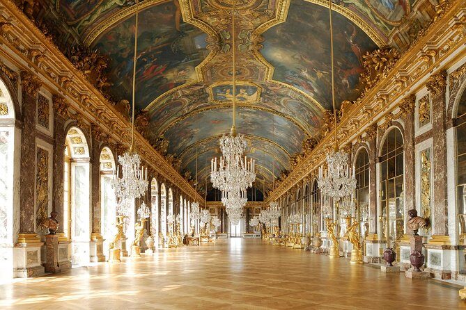 Versailles Timed Entrance Ticket and Giverny Small Group Day Trip from Paris - What Makes This Tour Stand Out?