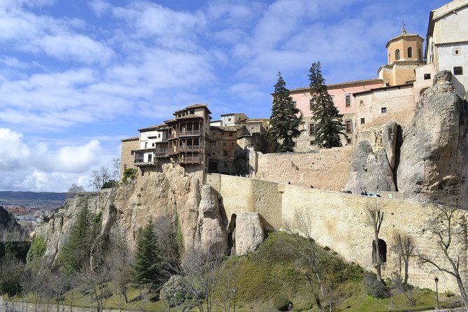 Visita Guiada Por El Casco Histórico De Cuenca Y Su Catedral - Practical Details and Tips