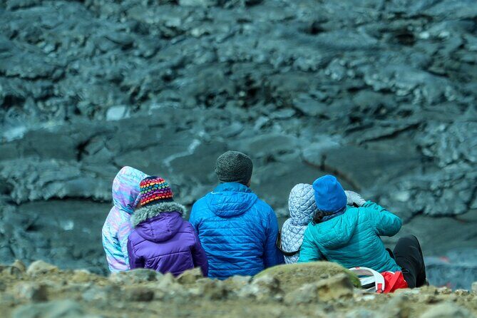 Volcano Tour on Reykjanes Peninsula Including Icelandic Snacks - Who Should Book This Tour?