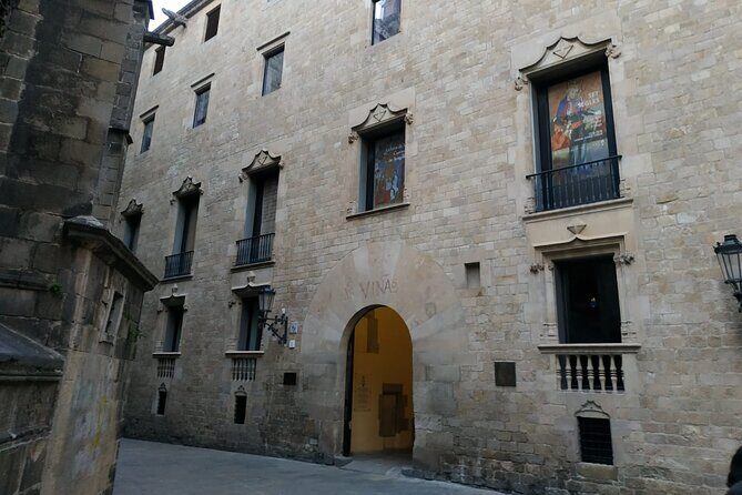 Walking tour of the Gothic Quarter of Barcelona with pintxos tasting - Practical Details: What You Need to Know