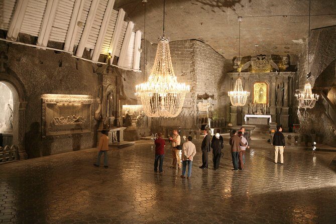 Wieliczka Salt Mine Guided Tour from Krakow with pick-up from Selected Hotels - An In-Depth Look at the Tour Itinerary