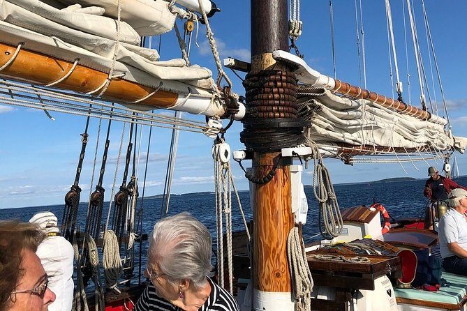 Windjammer Classic Day Sail from Camden, Maine - FAQ