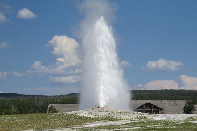 Yellowstone National Park - Full-Day Lower Loop Tour from West Yellowstone - Detailed Breakdown of the Itinerary