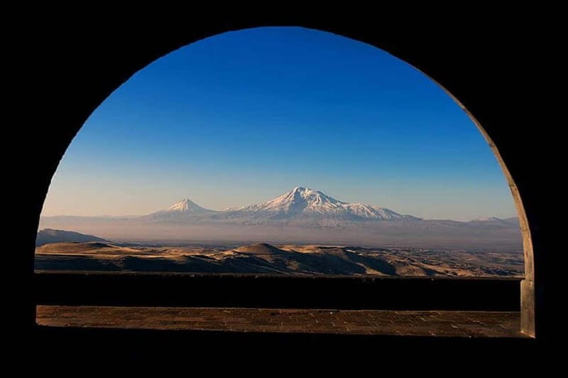 Yerevan to Tbilisi Day Tour: Unveiling Transcultural Wonders - What to Expect on the Day