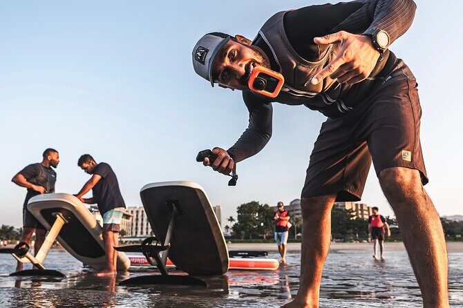 1 Hour E-foil Experience in Muscat - Who Will Enjoy This Experience?