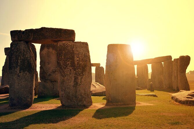 2-Day Windsor, Stonehenge, Bath & Oxford Tour Including Admission - Practical Details and Value