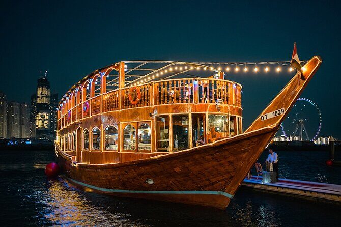 2-Hour Dubai Marina Dhow Dinner Cruise - What Reviewers Say