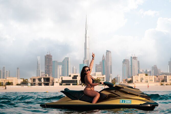 24 Karat Gold Jet Ski Adventure with Burj Khalifa View - Who Will Love This Tour?