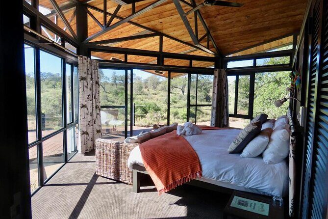 3 Day Greenfire Game Lodge Safari - The Lodge and Facilities: A Modern Take on Safari Chic
