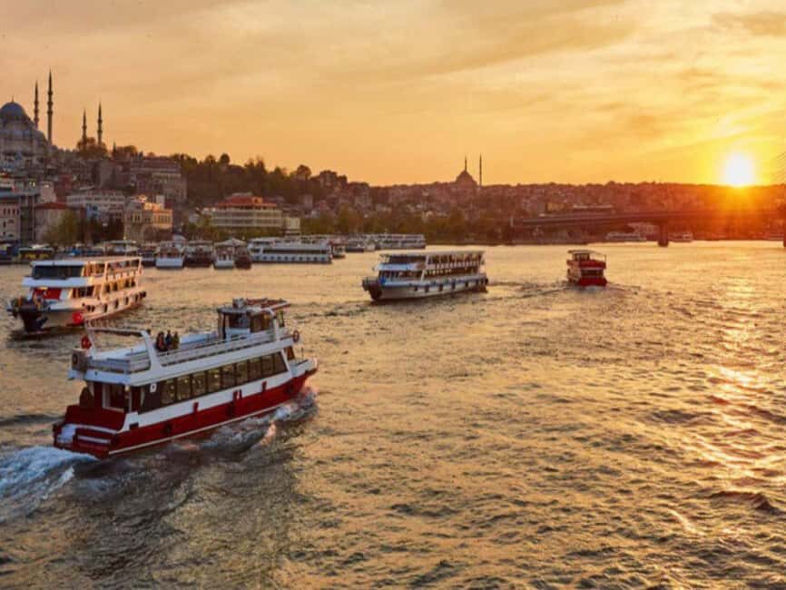 3-Hour Boat Tour with 1 hour break on the Asian Side - Practical Details and Tips
