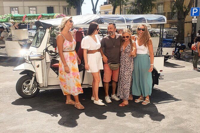 4 Hours Tuk Tuk Tour - 7 Hills Adventure in Lisboa - Transportation & Group Experience