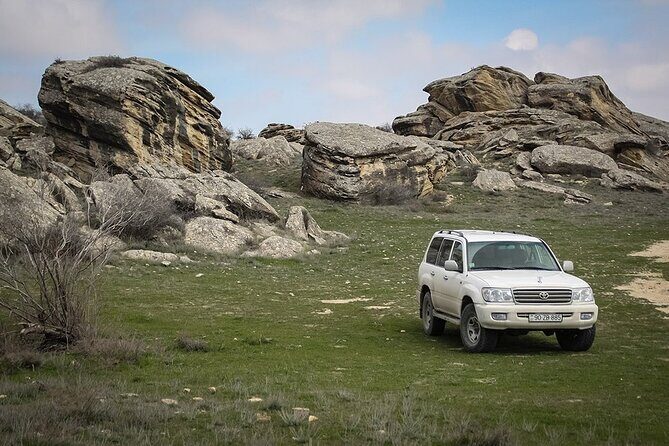 4x4 Jeep Tour - Secrets of Gobustan and Mud Volcanoes - The Experience: What Makes It Special?