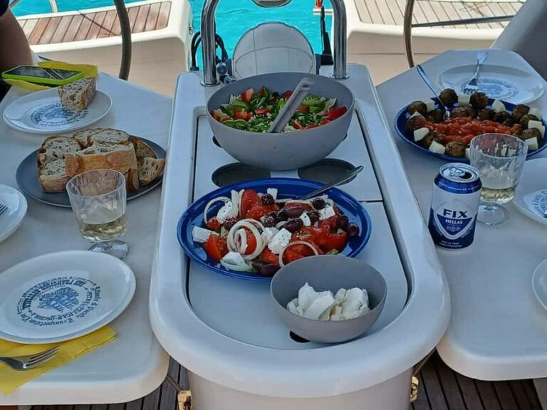 5 hrs Sail in Chania: sailing, swimming, lunch and drinks - Practical Details