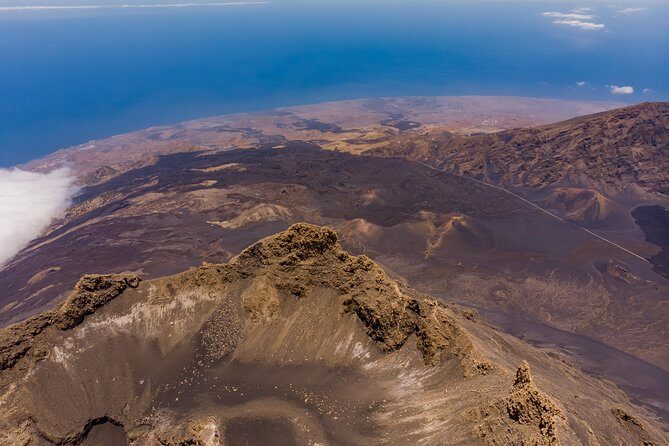 7. Ascension of VOLCAN Grand Pico to FOGO - Practical Details and Considerations