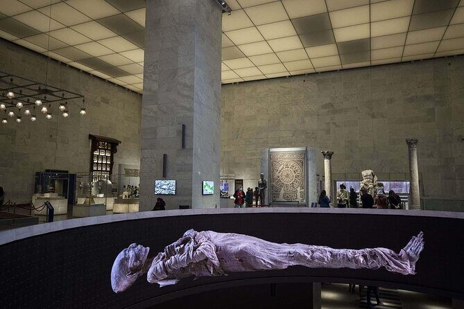 7-Hours Guided Tour to Giza Pyramids and Mummies Museum + Lunch - FAQ