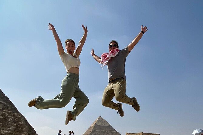 8-Hours private tour of Giza pyramids, Egyptian museum&Bazaar - Transportation and Timing: Why It Matters
