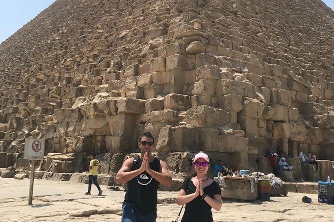 8 HRS Tour to Giza Pyramids, Egyptian Museum, Citadel & Felucca. - Visiting the Giza Pyramids and Sphinx