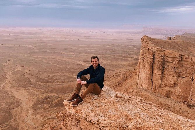 9 Days Riyadh, Edge of the World & Jeddah Tour - An In-Depth Look at the 9 Days Riyadh, Edge of the World & Jeddah Tour