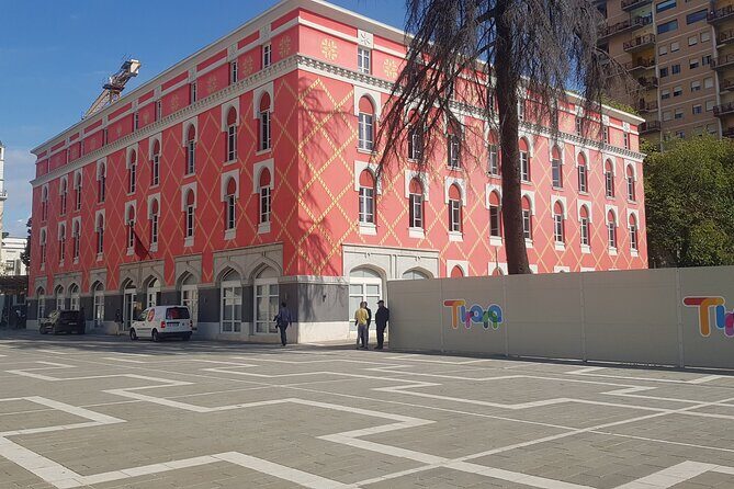 A Communist Manifesto: Tirana before and after - The Experience in Detail