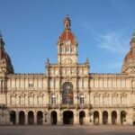 A Coruña: Historic Walking Tour Old Town and Highlights - Marveling at the Marina Galleries