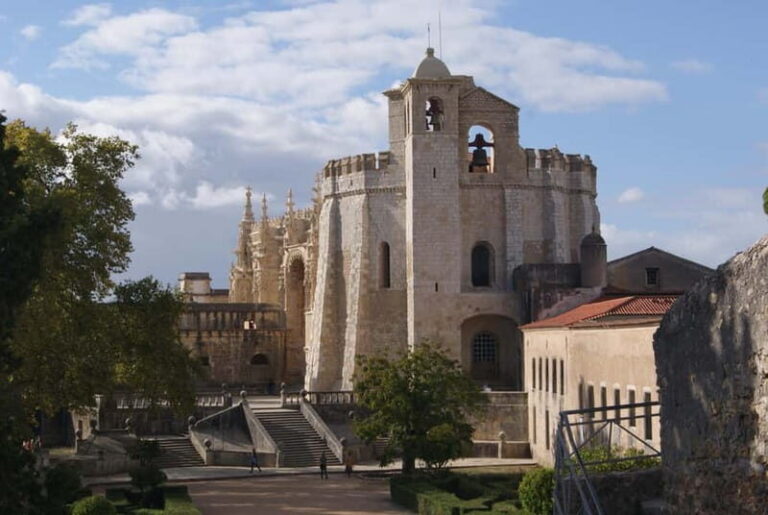 A Tomar Walking Tour : Knights, Myths, Culture & Secrets - Itinerary Breakdown: What to Expect