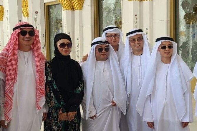 Abu Dhabi City Tour of Grand Mosque, Palace, Louvre, and Ferrari - What Travelers Are Saying: Insights from Reviews